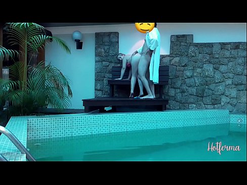 ❤️ El cap convida la criada a la piscina, però no va poder resistir-se a una calor ❤️ Porno anal al ca.porn-list.ru ❌❤